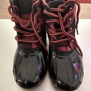 BRAND NEW Snow/Rain Boots (Girls)
